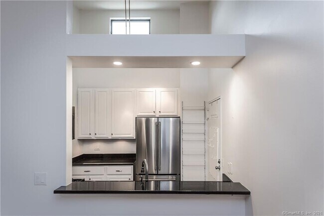 Building Photo - 21 Olcott Way
