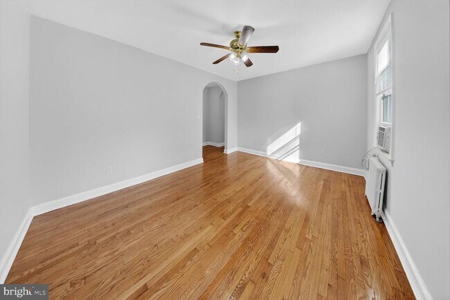 Foto del edificio - 4701 Ravenswood Rd