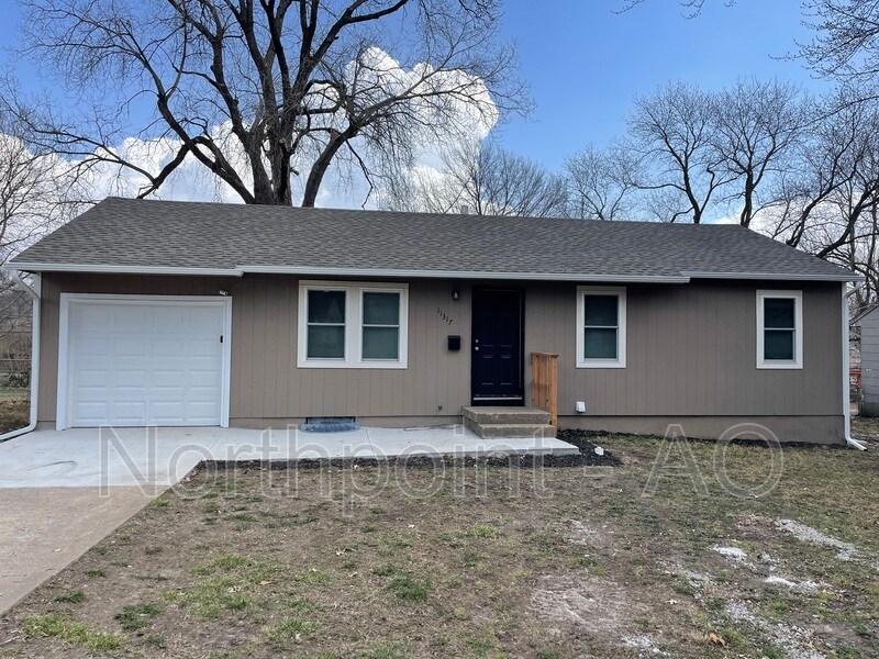11317 Sycamore Terrace, Kansas City, MO 64134 House for Rent in
