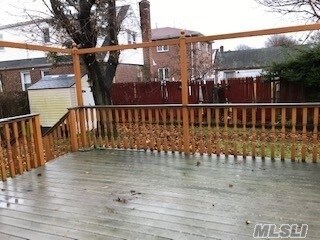 Foto del edificio - 254-10-254-60 60th Ave