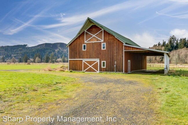 Building Photo - 4 br, 1.5 bath House - 35 Vaughn Rd