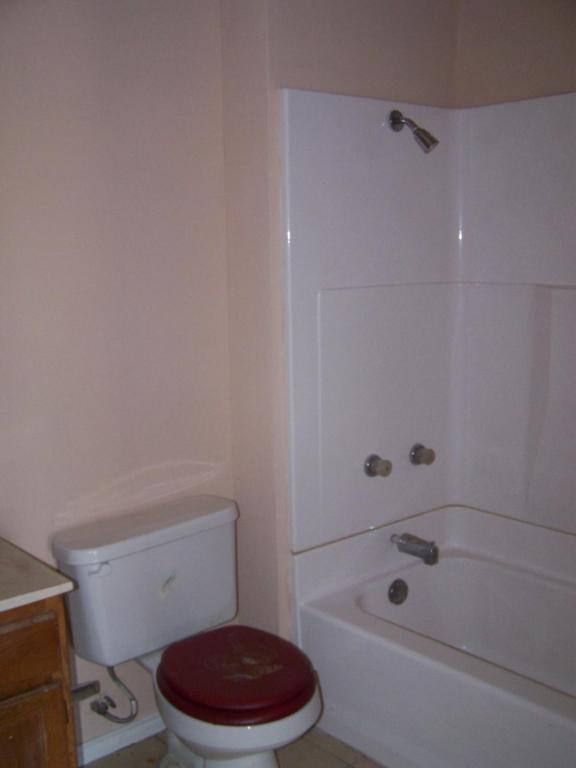 Foto del edificio - 1400 Clamp Ave