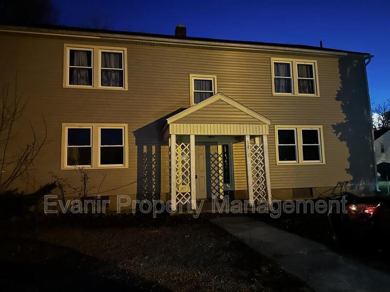 1813 E High St Unit Apt D, Springfield, OH 45505 Condo for Rent in