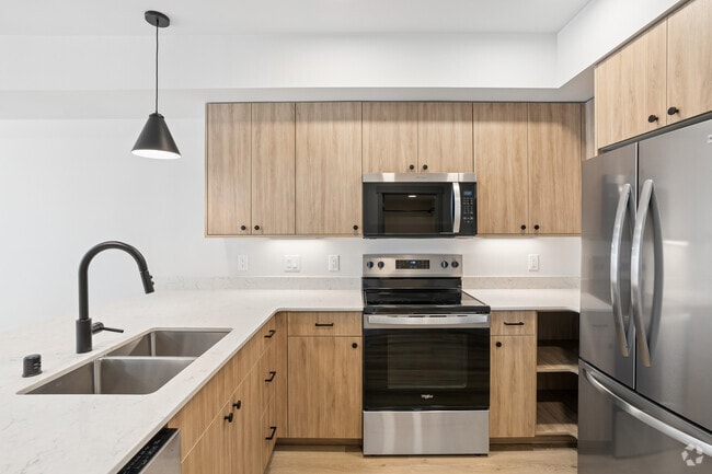 1BR, 1BA - 495SF - Kitchen - Madrona