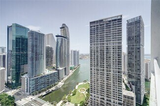 Building Photo - 500 Brickell Ave