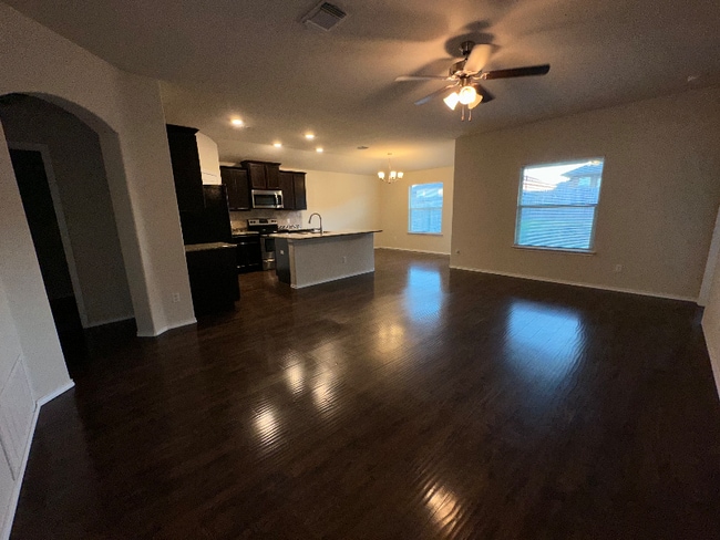 Foto del edificio - 2809 Skinner Dr