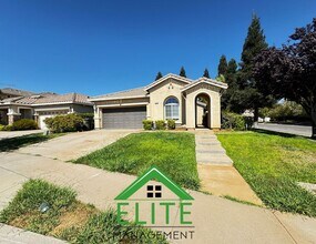 Building Photo - 12249 Canyonlands Dr