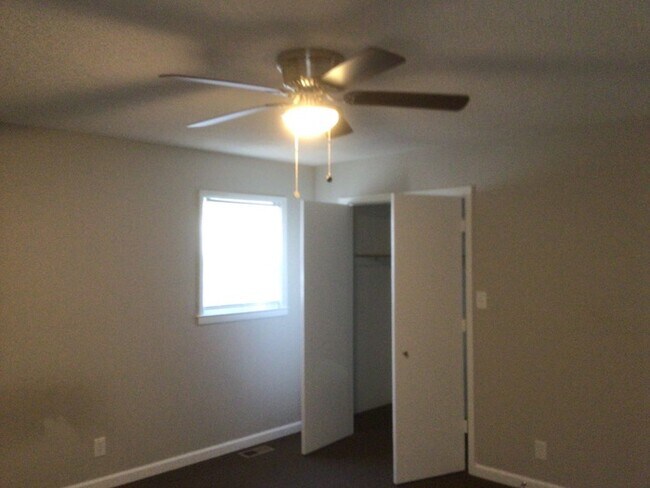 Building Photo - 2859 Adahi Dr
