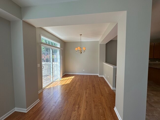 Building Photo - 738 Oak Hollow Rd