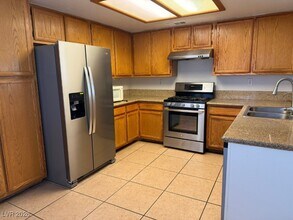 Building Photo - 1941 Bookbinder Dr