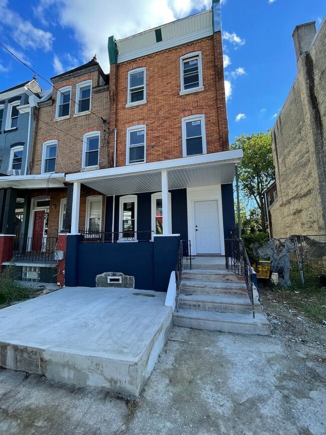 Building Photo - 21 N Paxon St