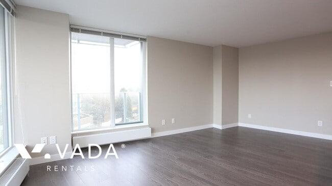 Building Photo - Marine Gateway 2 Bed Apartment Rental 706-...
