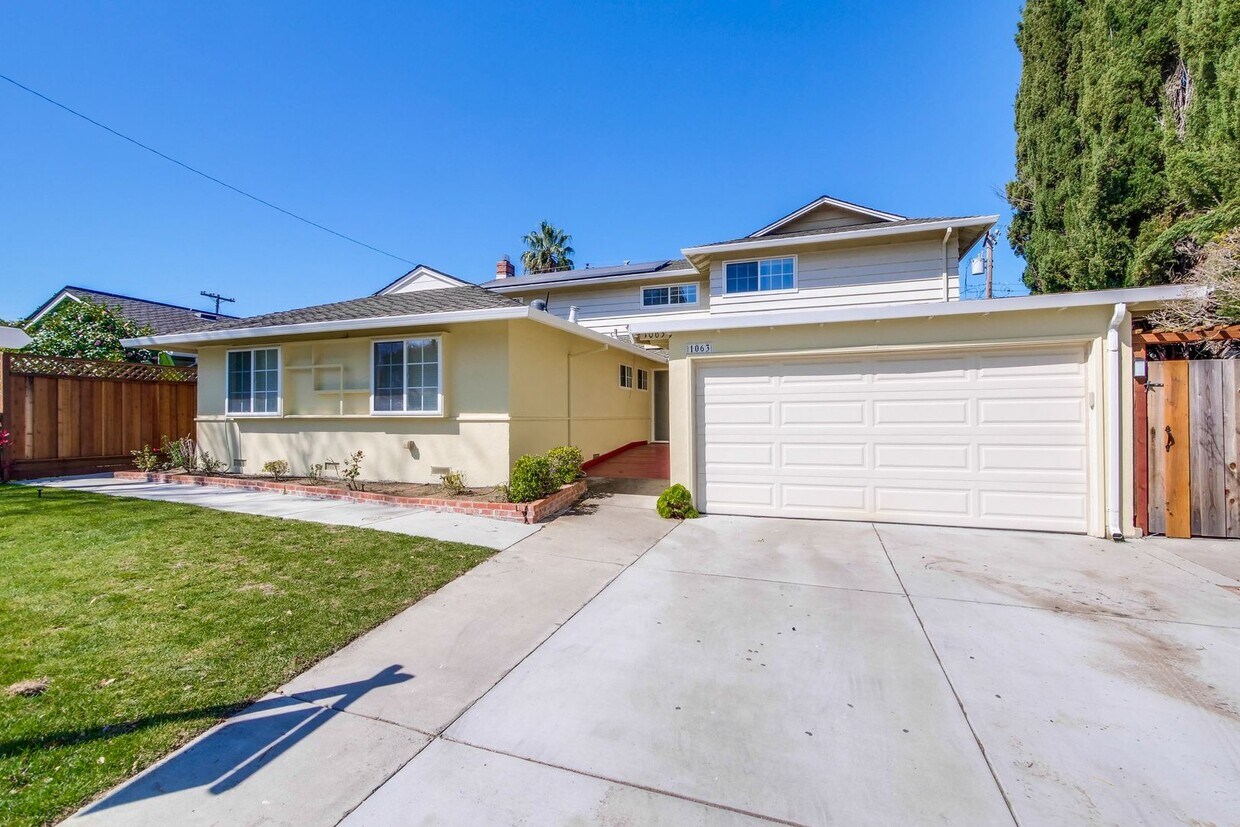 Primary Photo - Prime Location! 1063 S. Bernardo Avenue: S...