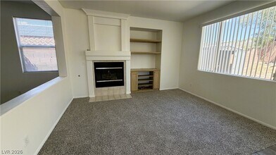Building Photo - 2424 Predera Ave