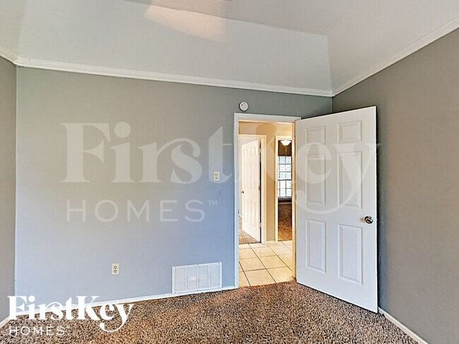 Foto del edificio - 503 Benedict Ln