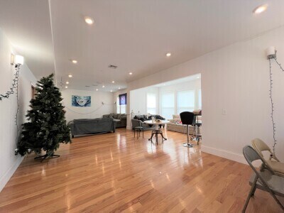 Building Photo - 1778 Commonwealth Ave