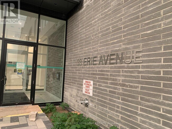 Photo du bâtiment - 33 Erie Ave