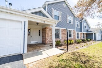 Building Photo - 759 Sterling Ct