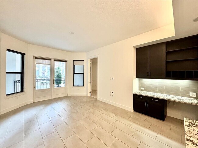 Foto del edificio - 2303 Mid Ln