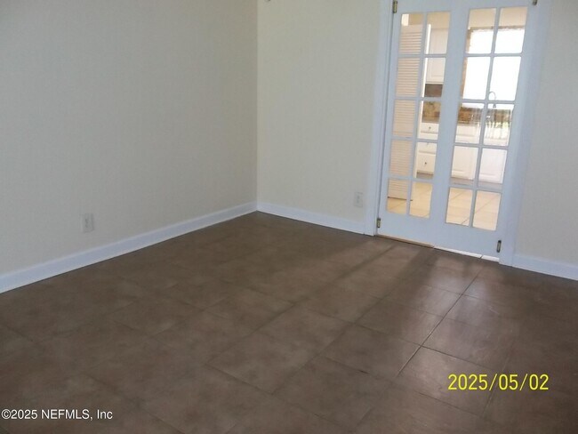 Foto del edificio - 4915 Baymeadows Rd