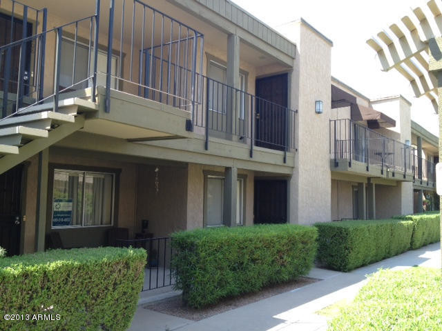 Primary Photo - 2228 E Campbell Ave