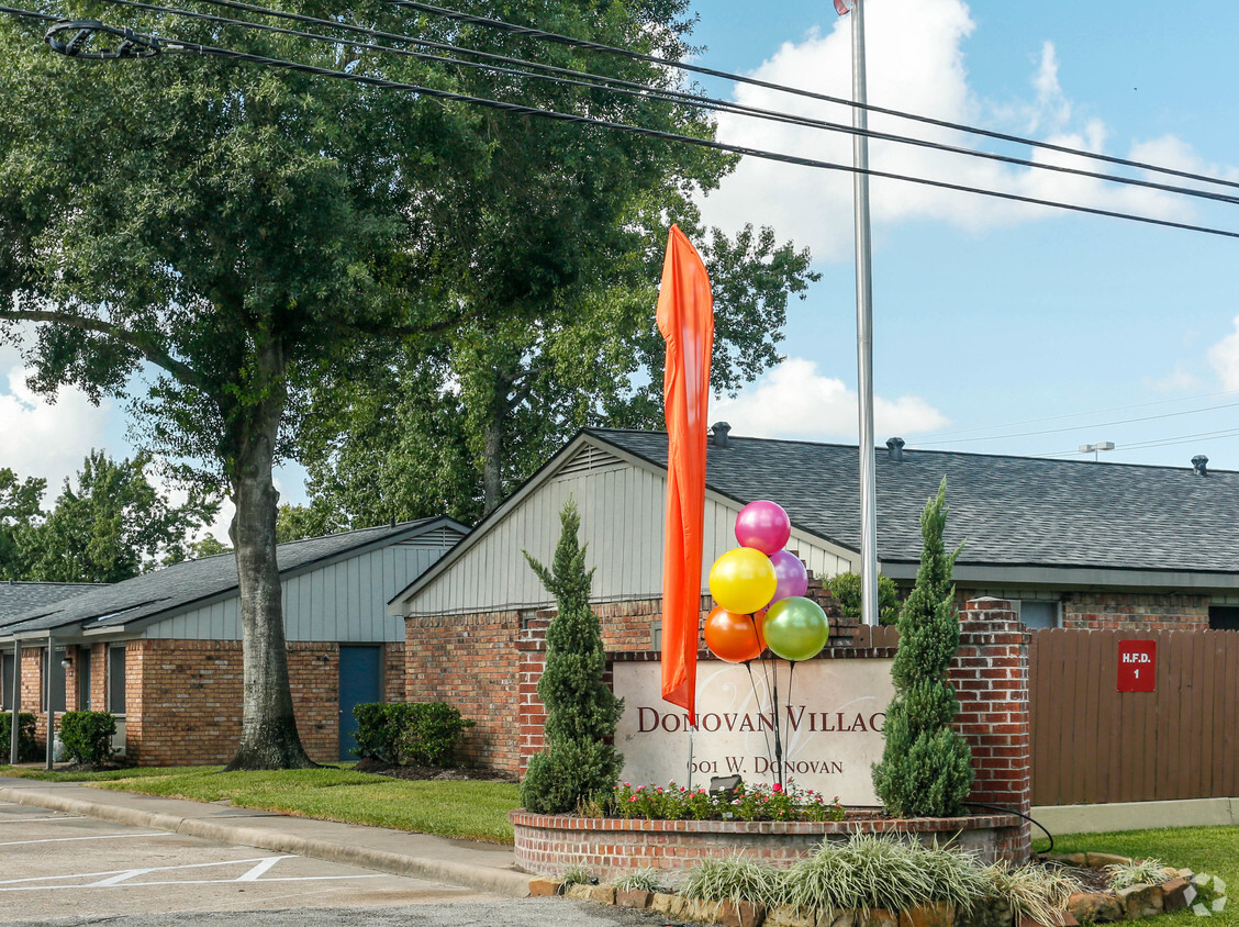 Primary Photo - Donovan Village Apartments