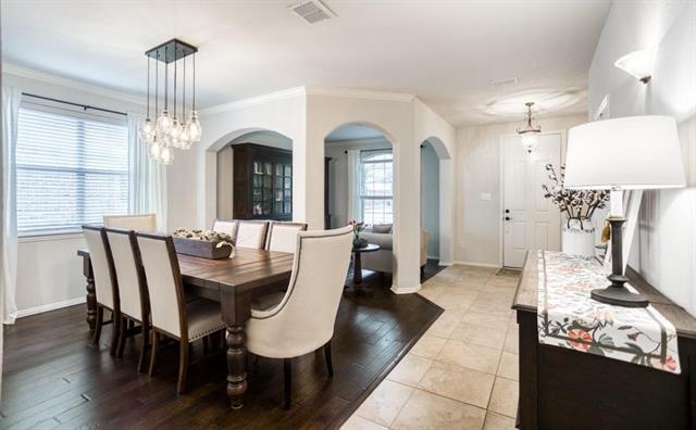 Building Photo - 11550 Henderson Dr