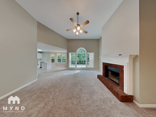 Foto del edificio - 204 Sunset Ridge Dr