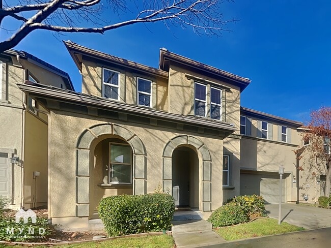 Building Photo - 10 Shadmoor Pl