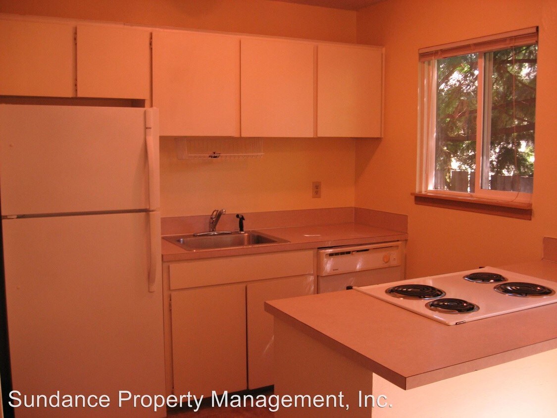 Foto del edificio - 9905 SW Hall Blvd