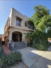 Building Photo - 1703 1/2 S Bonnie Brae St