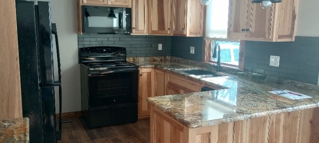 Building Photo - 109 Earl St