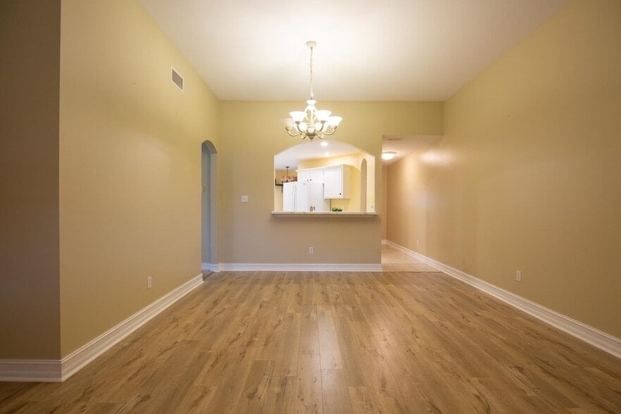 Building Photo - 1216 Landings Loop