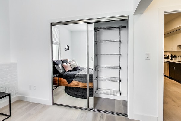 Building Photo - 20 Romolo Pl