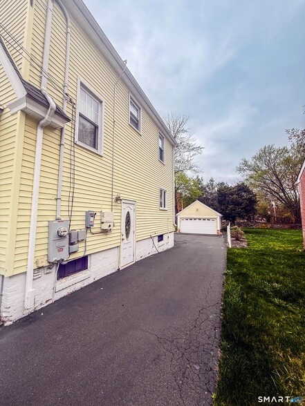 Foto del edificio - 38 Grandview Ave