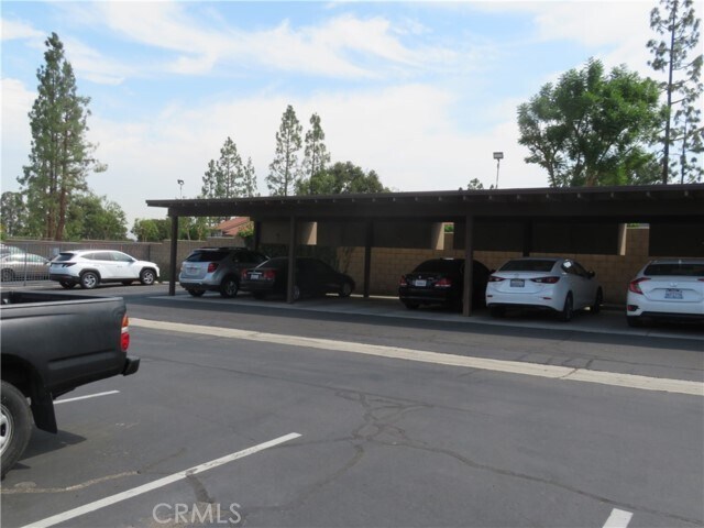 Foto del edificio - 1501 Border Ave