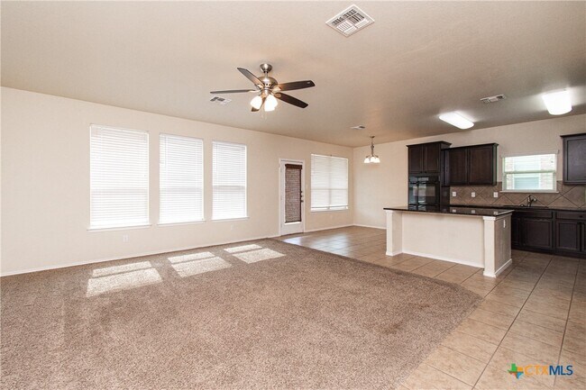 Building Photo - 6509 Creek Land Rd