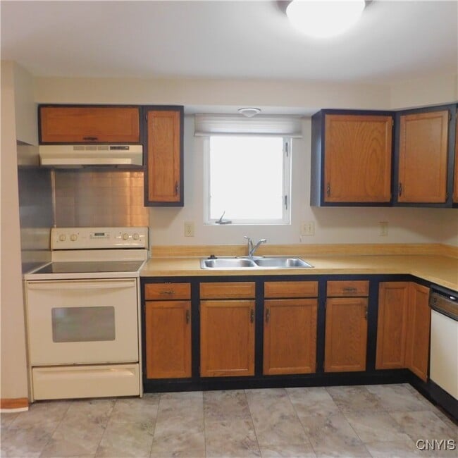 Foto del edificio - 8525 Sextant Dr