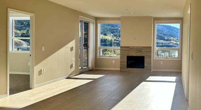 Dining Area towards Guest Bedroom - 3362 Skaha Lake Rd