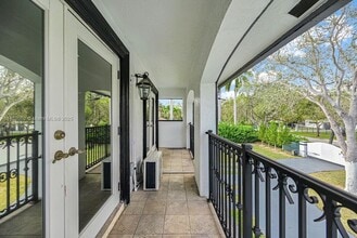 Building Photo - 7830 SW 120th St