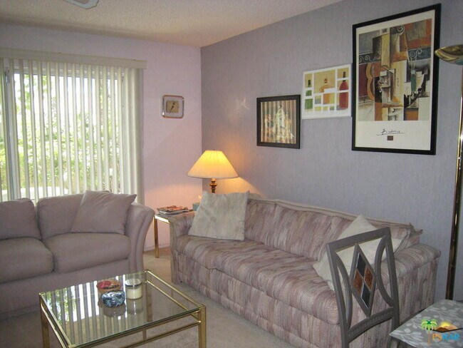 Foto del edificio - 32505 Candlewood Dr
