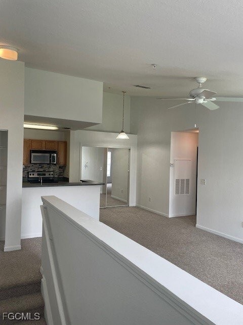 Foto del edificio - 14870 Pleasant Bay Ln