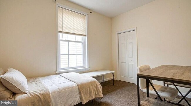 Building Photo - 1920 N 18th St