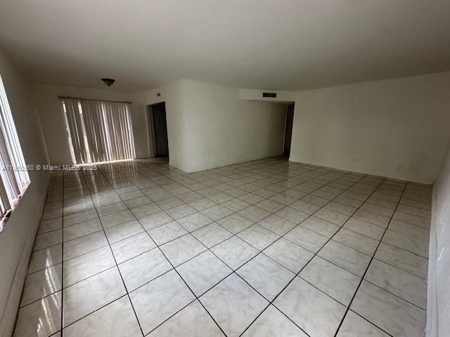 Foto del edificio - 5400 NW 18th St