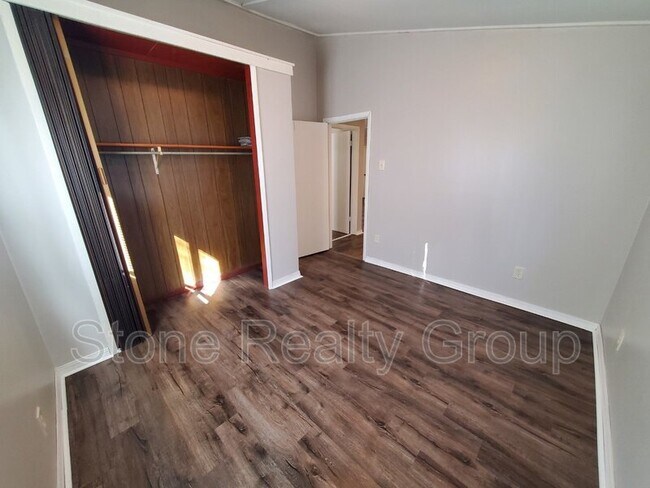 Foto del edificio - 3935 E Hollywood Ave