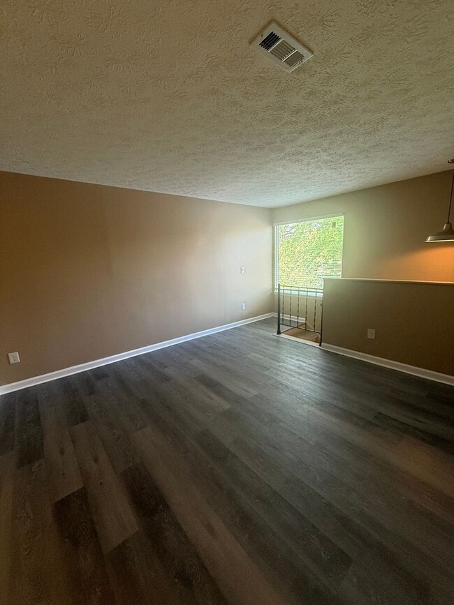 Photo - 6631 Gracely Dr Apartment