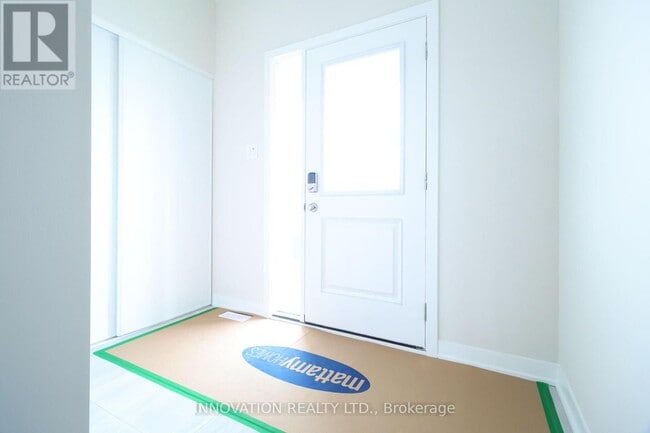 Photo du bâtiment - 105 Tonic Cres