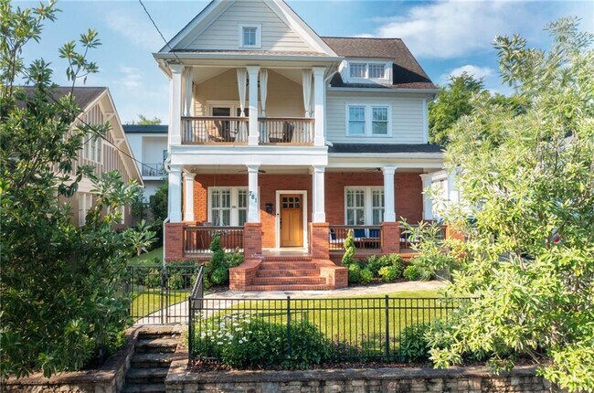 Foto del edificio - 781 Greenwood Ave NE
