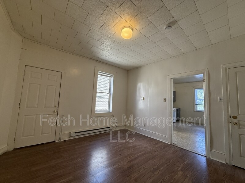 Foto principal - 347 S George St