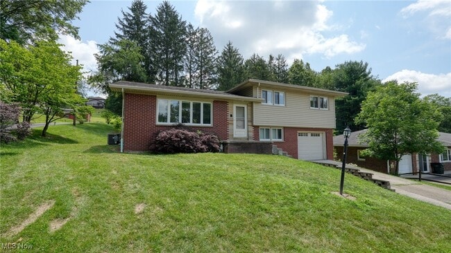 Building Photo - 1920 Clairmont Dr